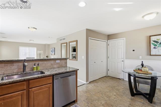 7703 Autumn Leaf Way