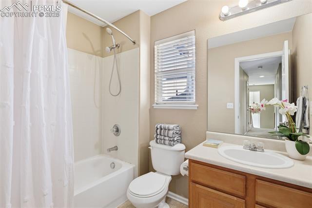 7703 Autumn Leaf Way