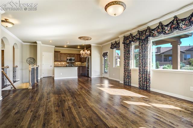 13274 Cake Bread Heights