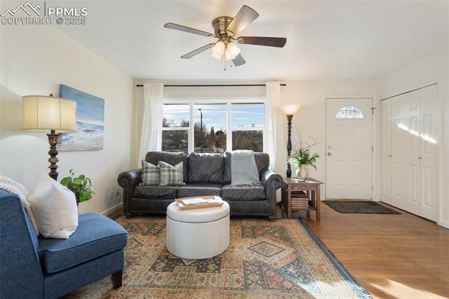 3238 E La Salle Street