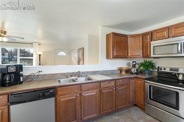 3238 E La Salle Street