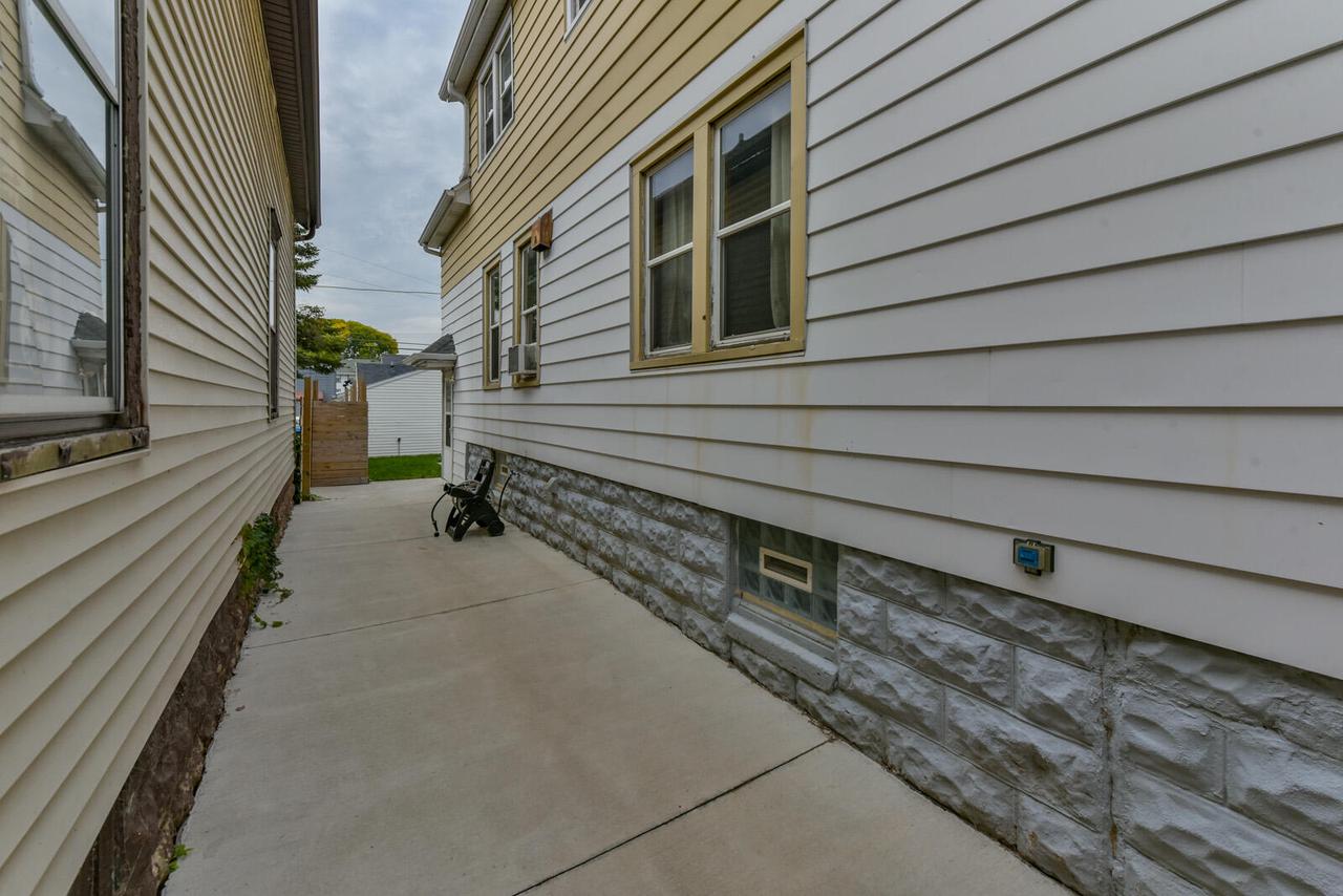 1721 South 72nd STREET