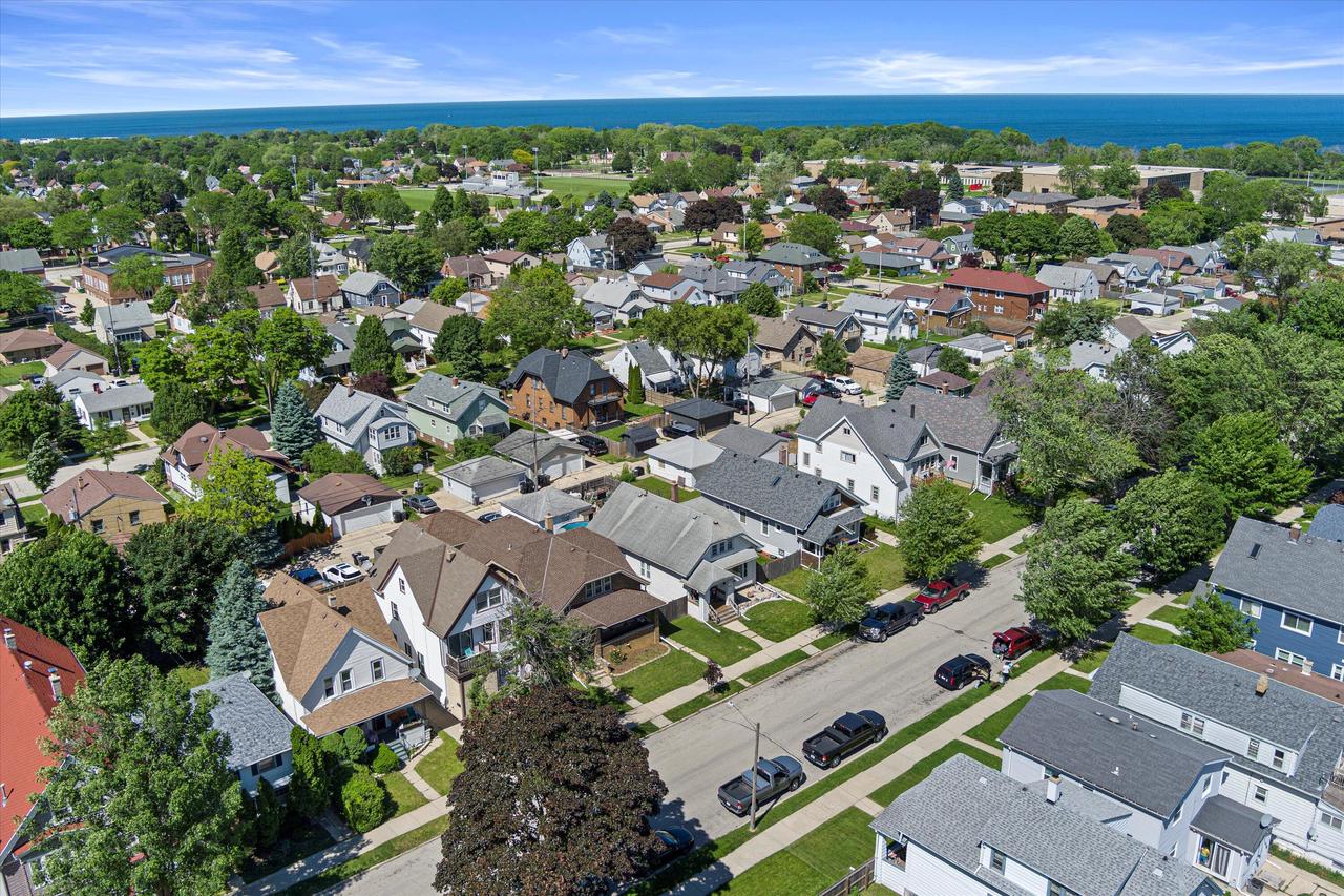 3804 East Edgerton AVENUE