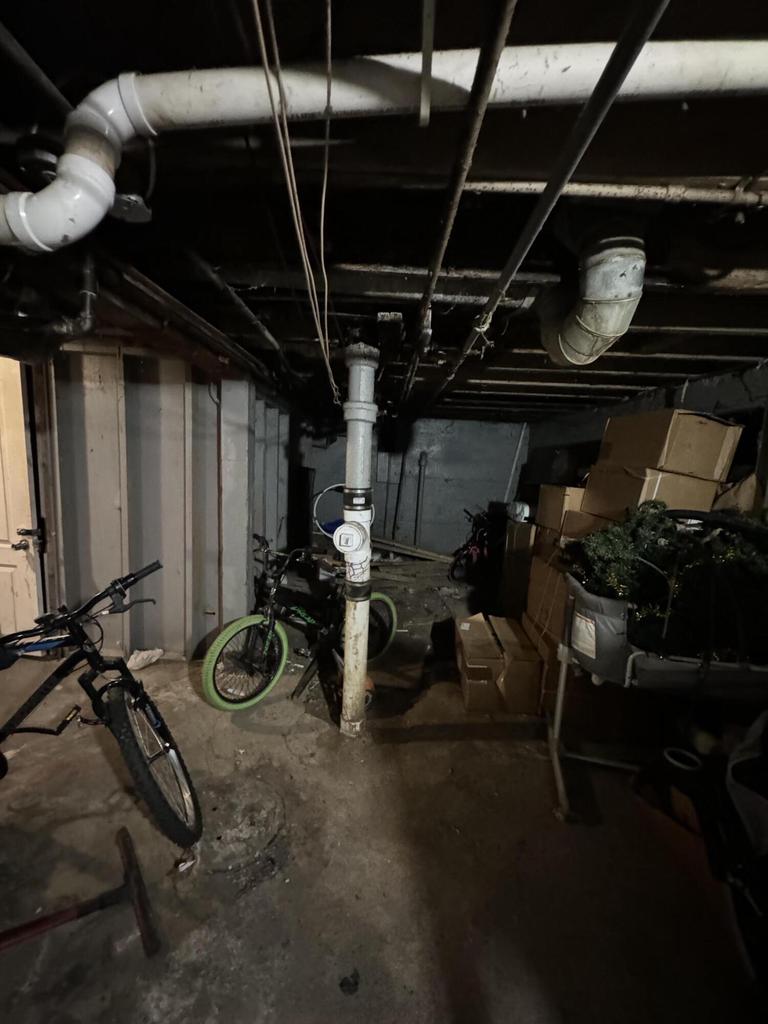 3213 North 1st STREET