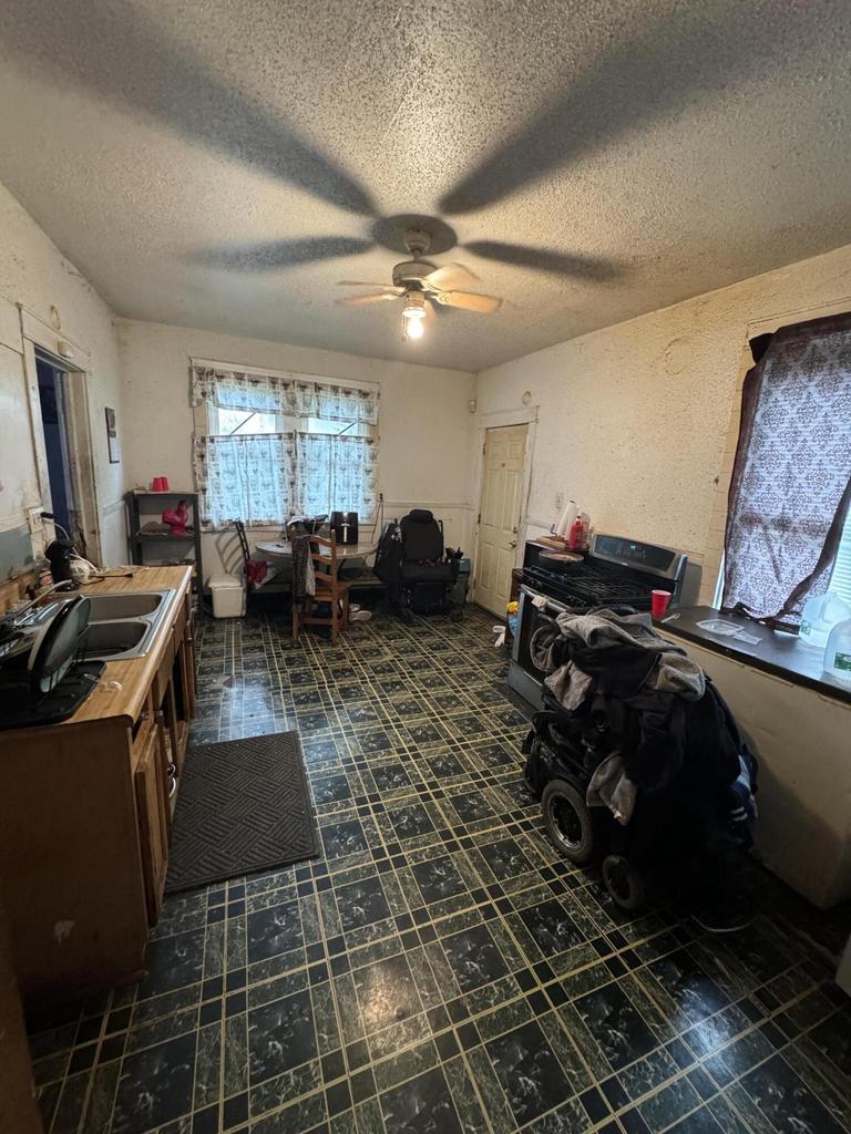 3213 North 1st STREET