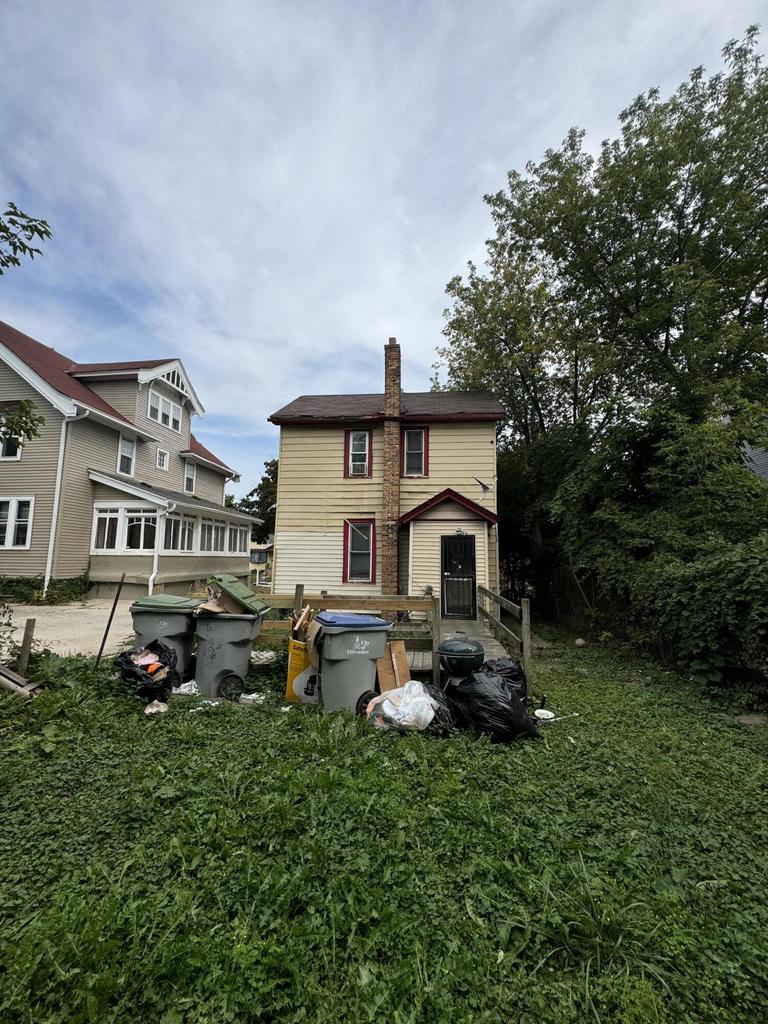 3213 North 1st STREET