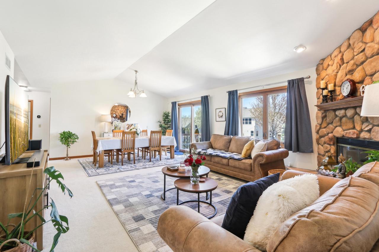 4102 West Forest Hill AVENUE