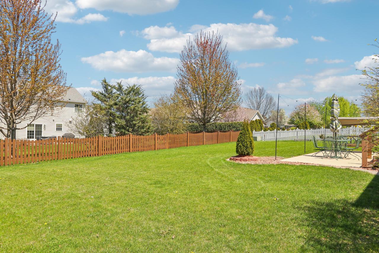 4102 West Forest Hill AVENUE