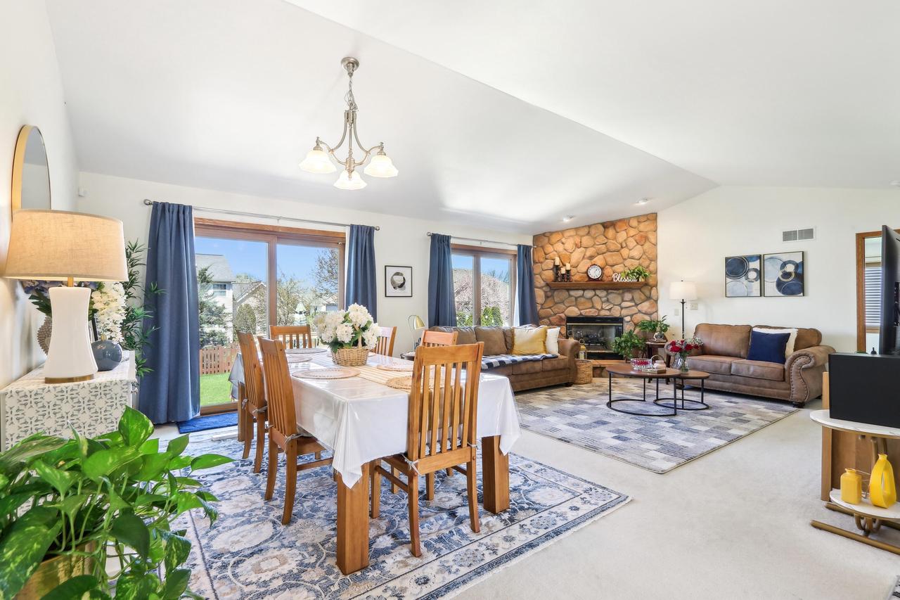 4102 West Forest Hill AVENUE