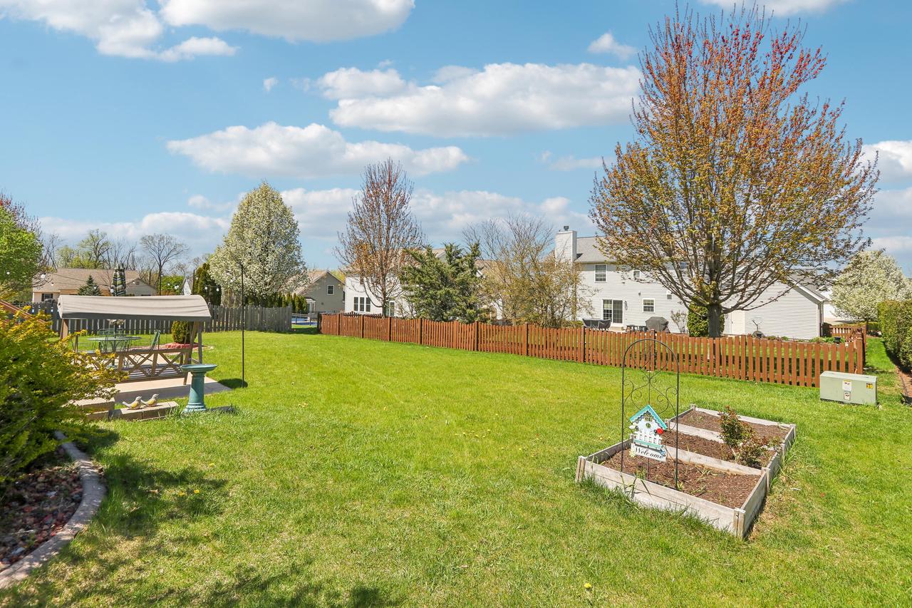 4102 West Forest Hill AVENUE