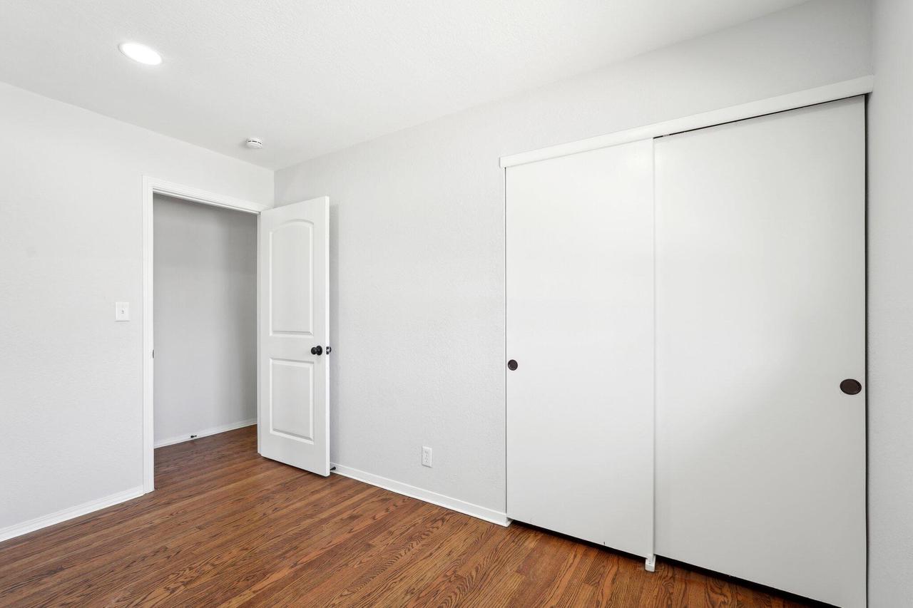 8246 North 106th STREET