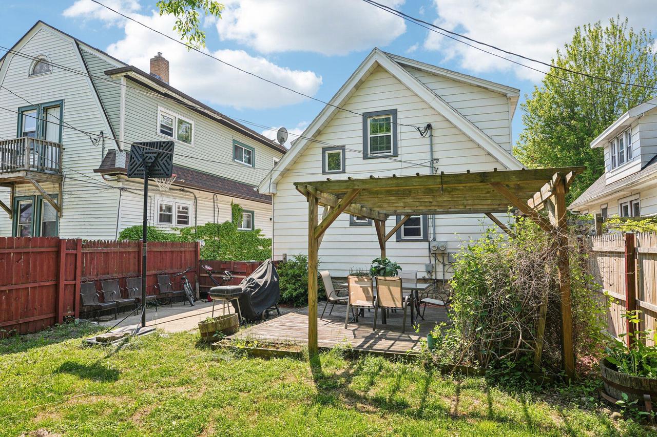 2410 North 56th STREET