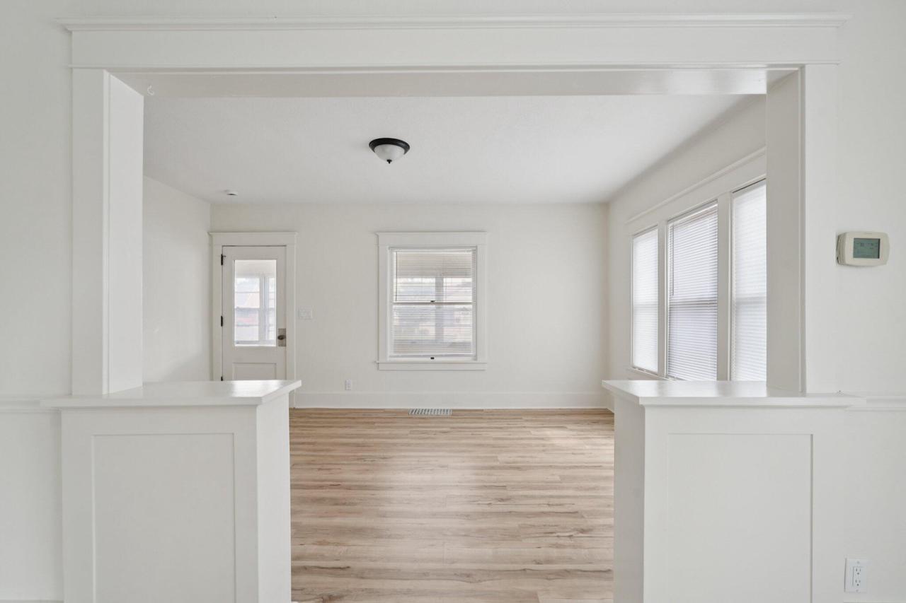 7 West Geneva STREET