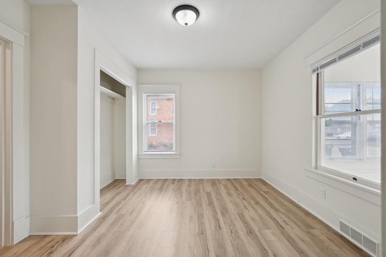 7 West Geneva STREET