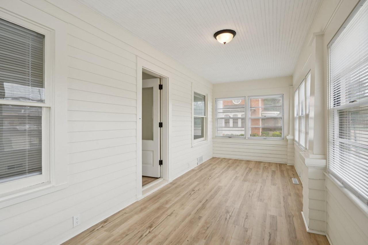 7 West Geneva STREET