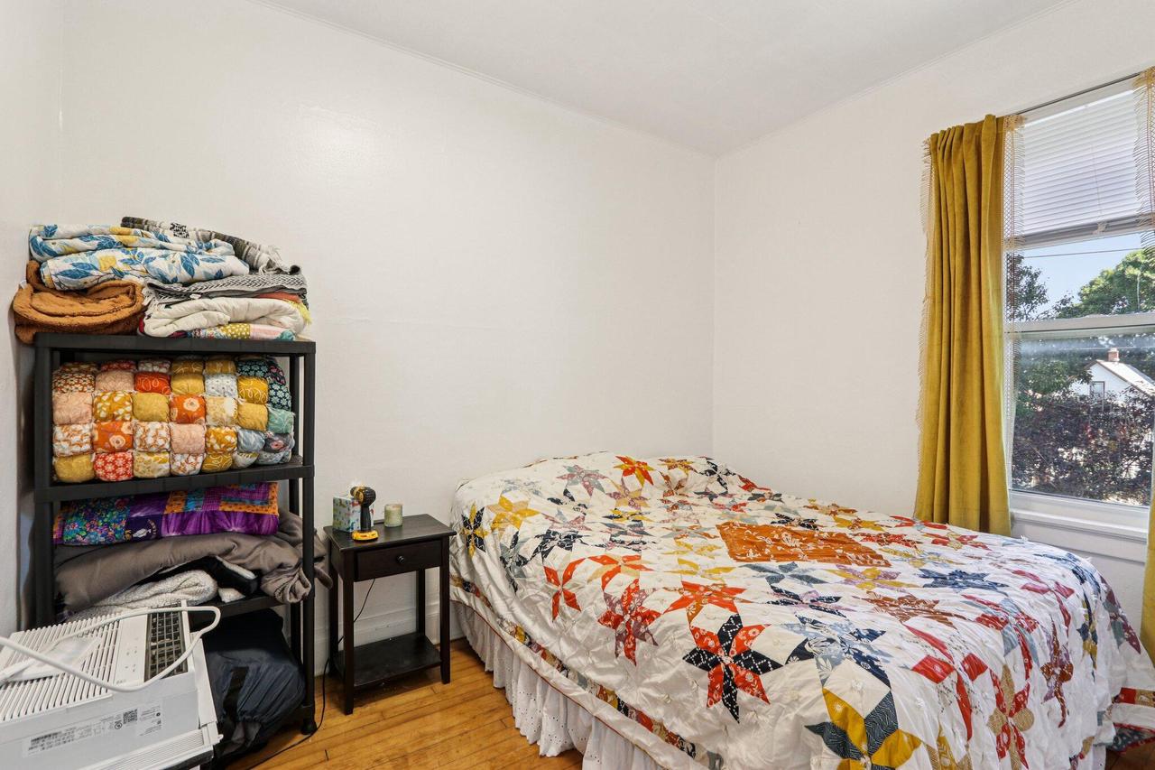 2422 South Woodward STREET 2424