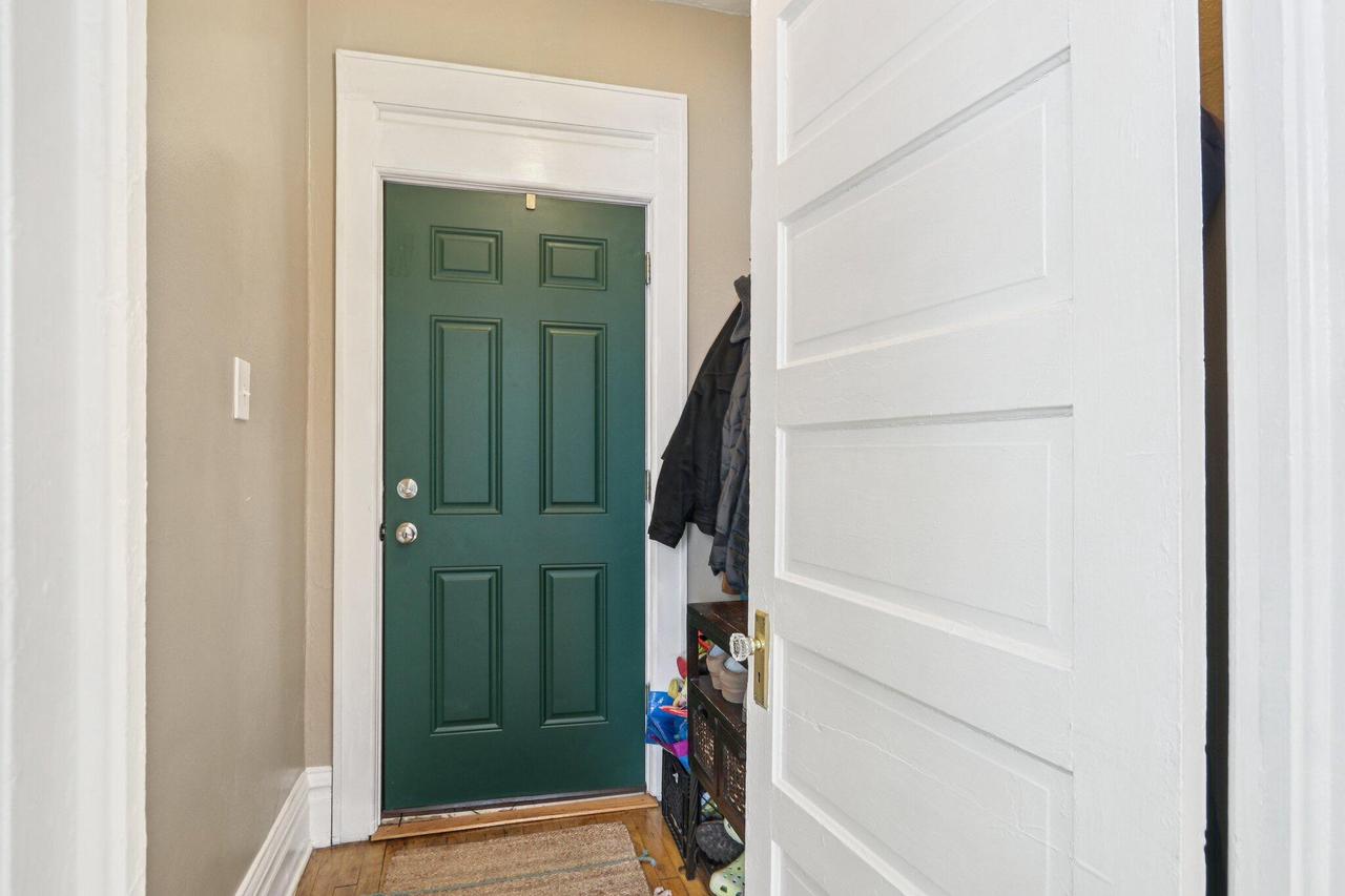 2422 South Woodward STREET 2424