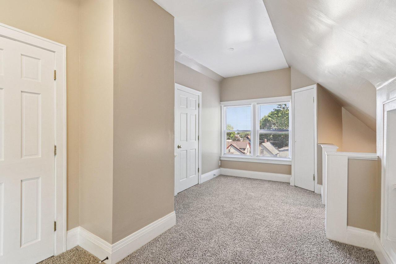 2422 South Woodward STREET 2424