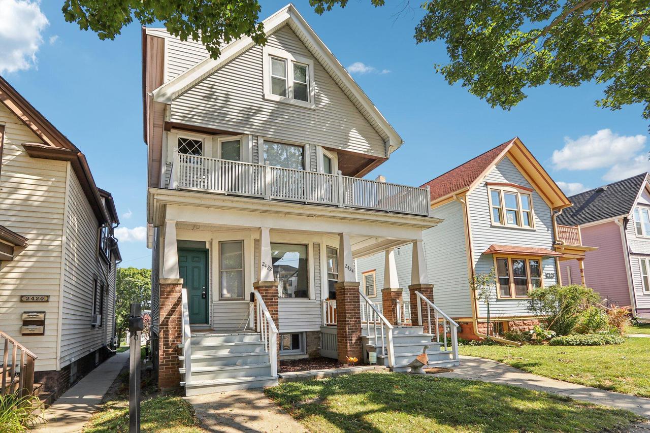 2422 South Woodward STREET 2424
