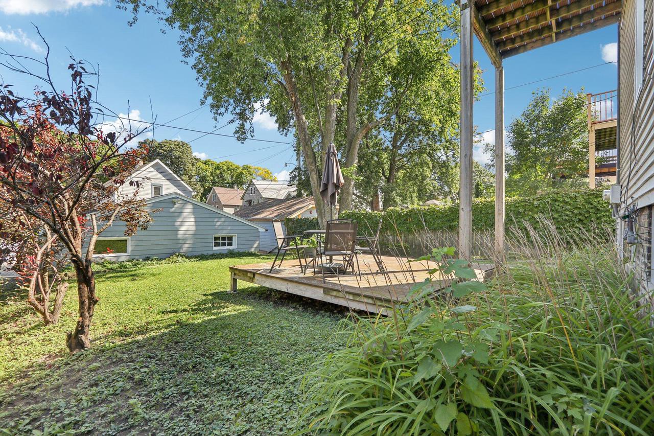 2422 South Woodward STREET 2424