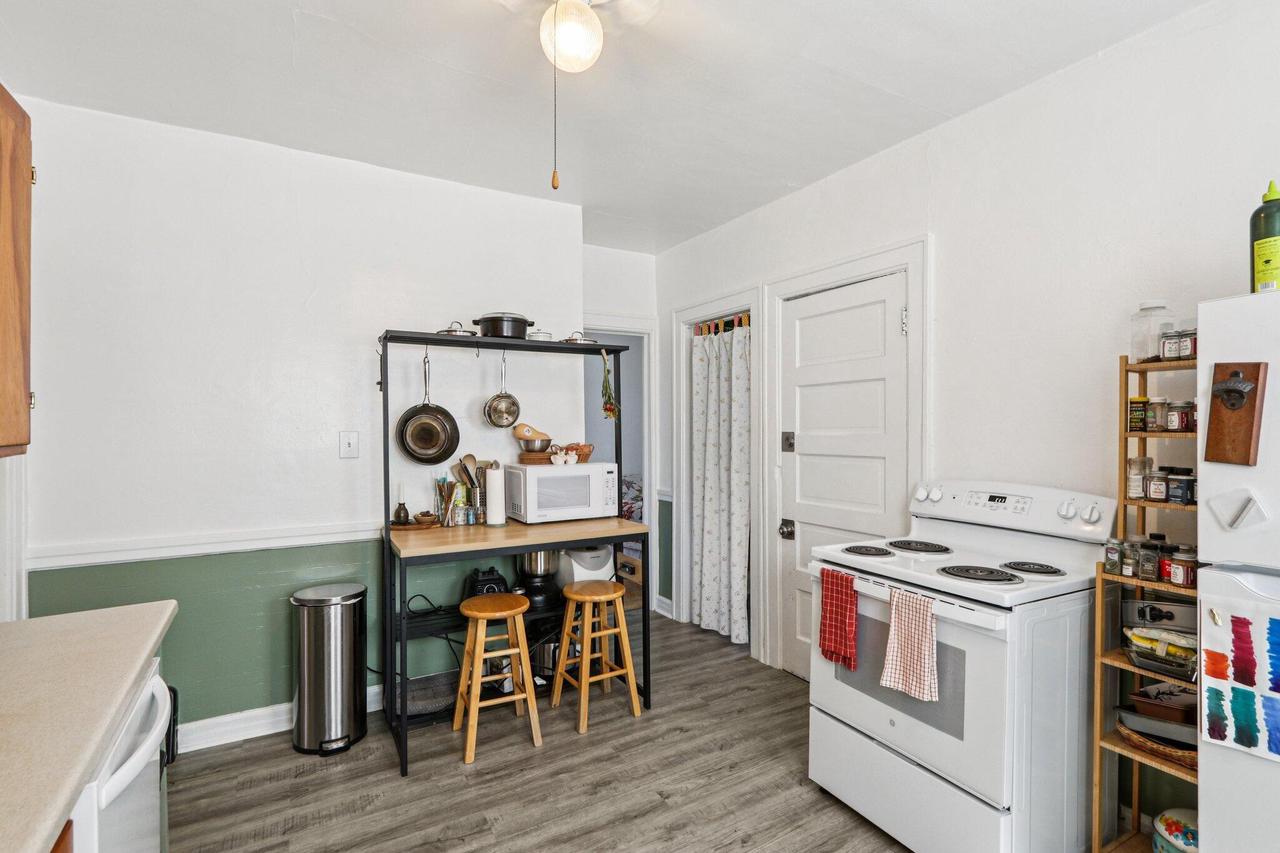 2422 South Woodward STREET 2424