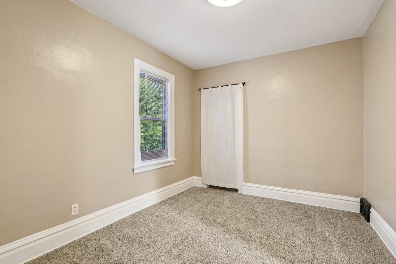 2422 South Woodward STREET 2424