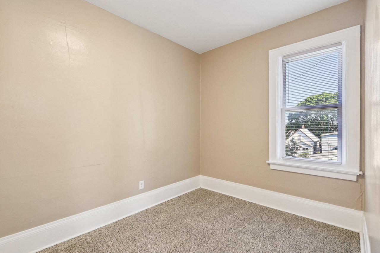 2422 South Woodward STREET 2424