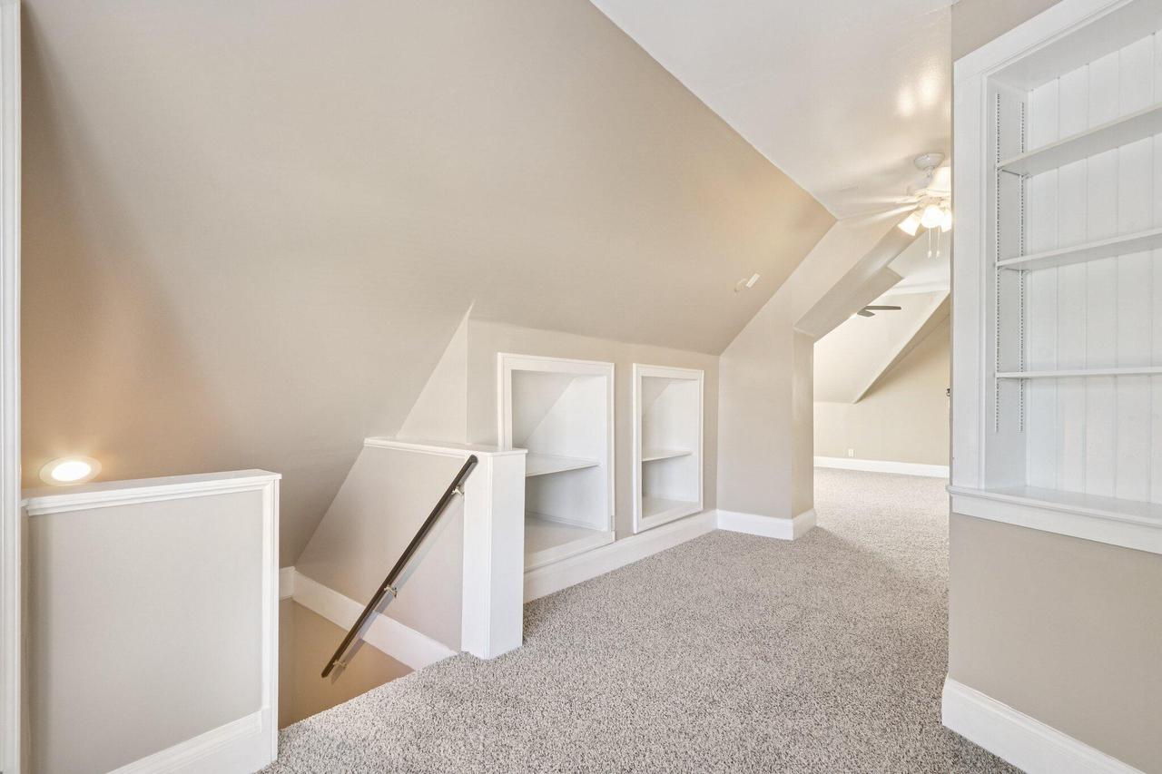 2422 South Woodward STREET 2424