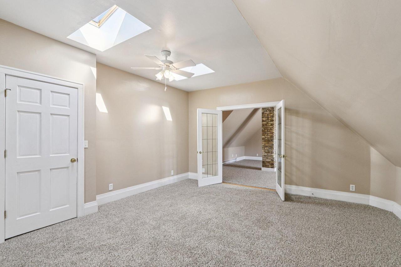 2422 South Woodward STREET 2424