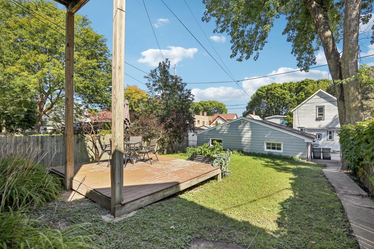 2422 South Woodward STREET 2424