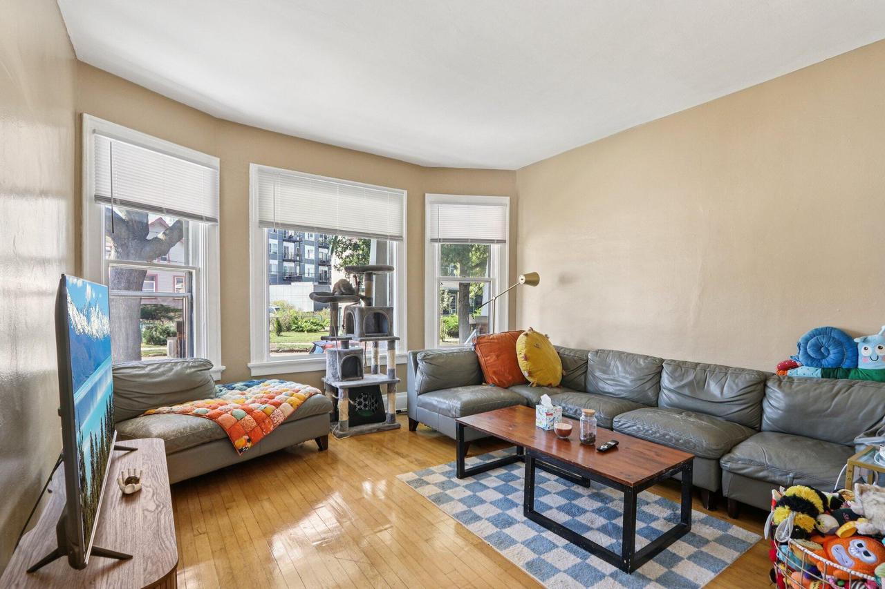 2422 South Woodward STREET 2424
