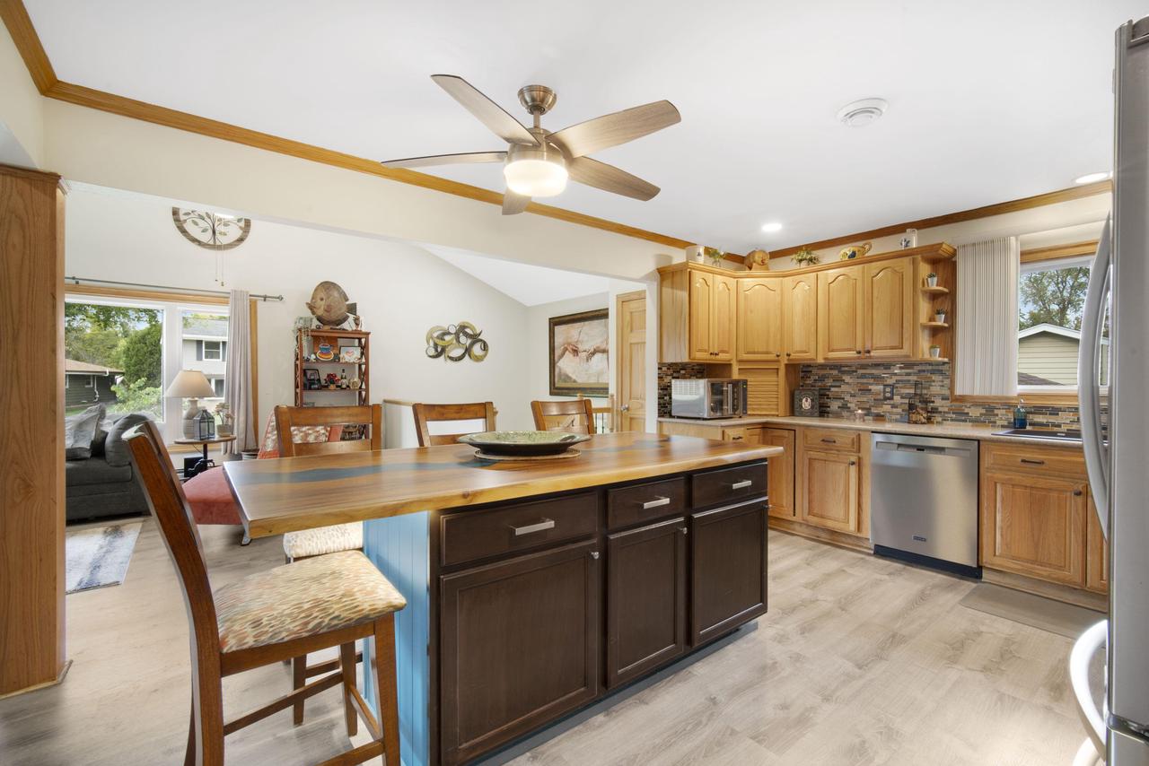 S73W16773 Briargate LANE