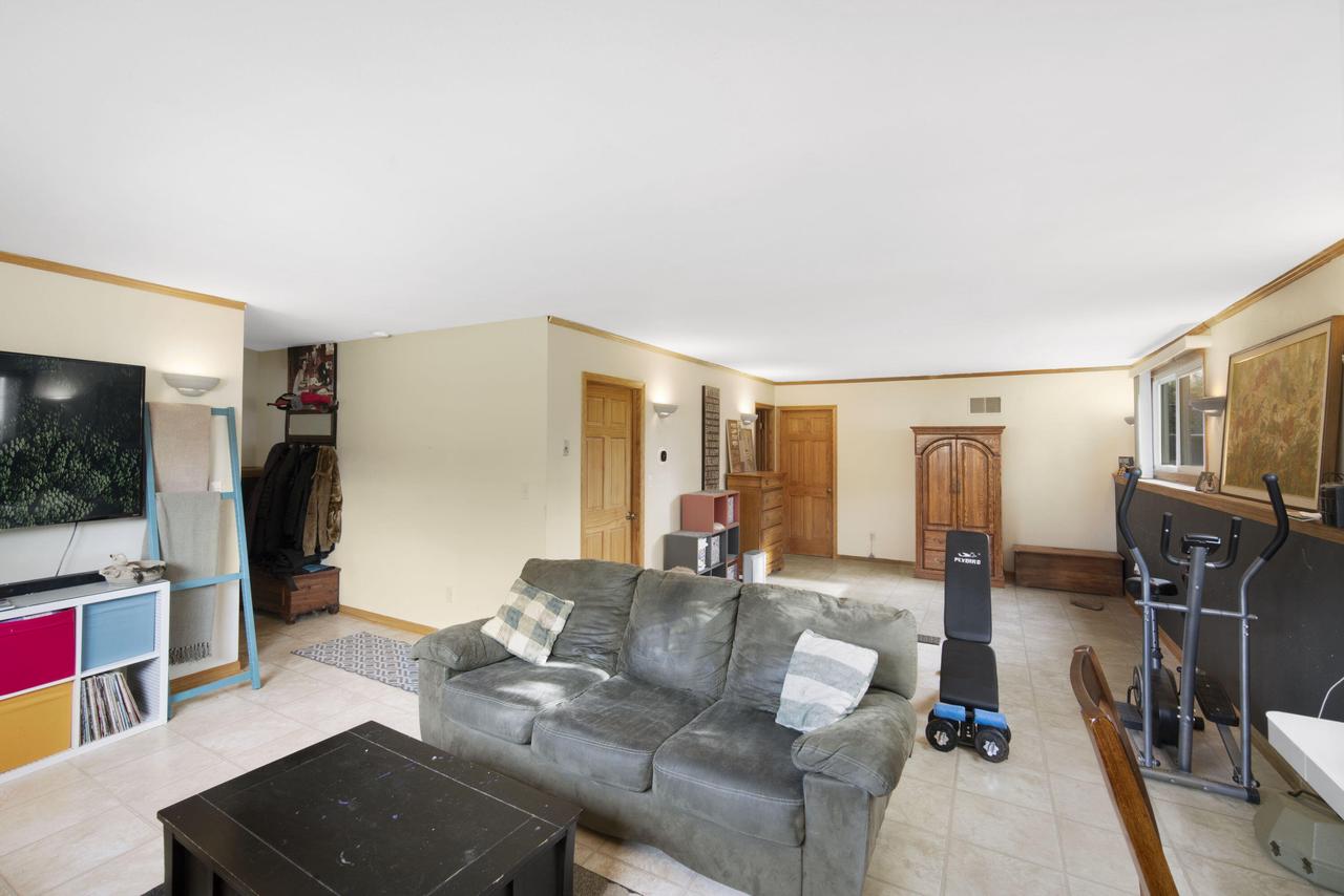 S73W16773 Briargate LANE