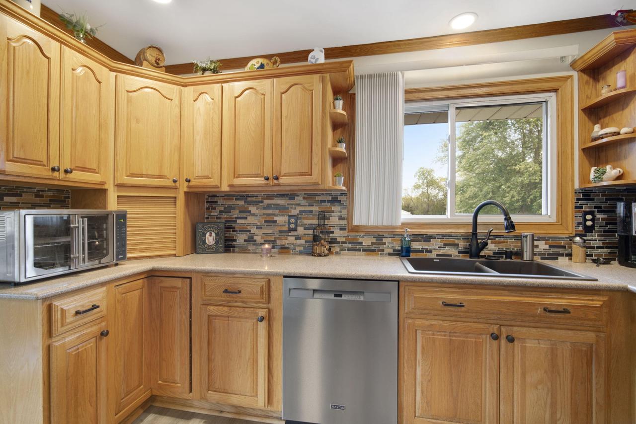 S73W16773 Briargate LANE