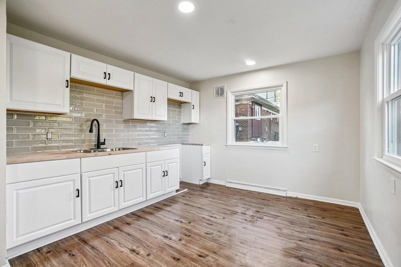 4607 North 79th STREET 4609