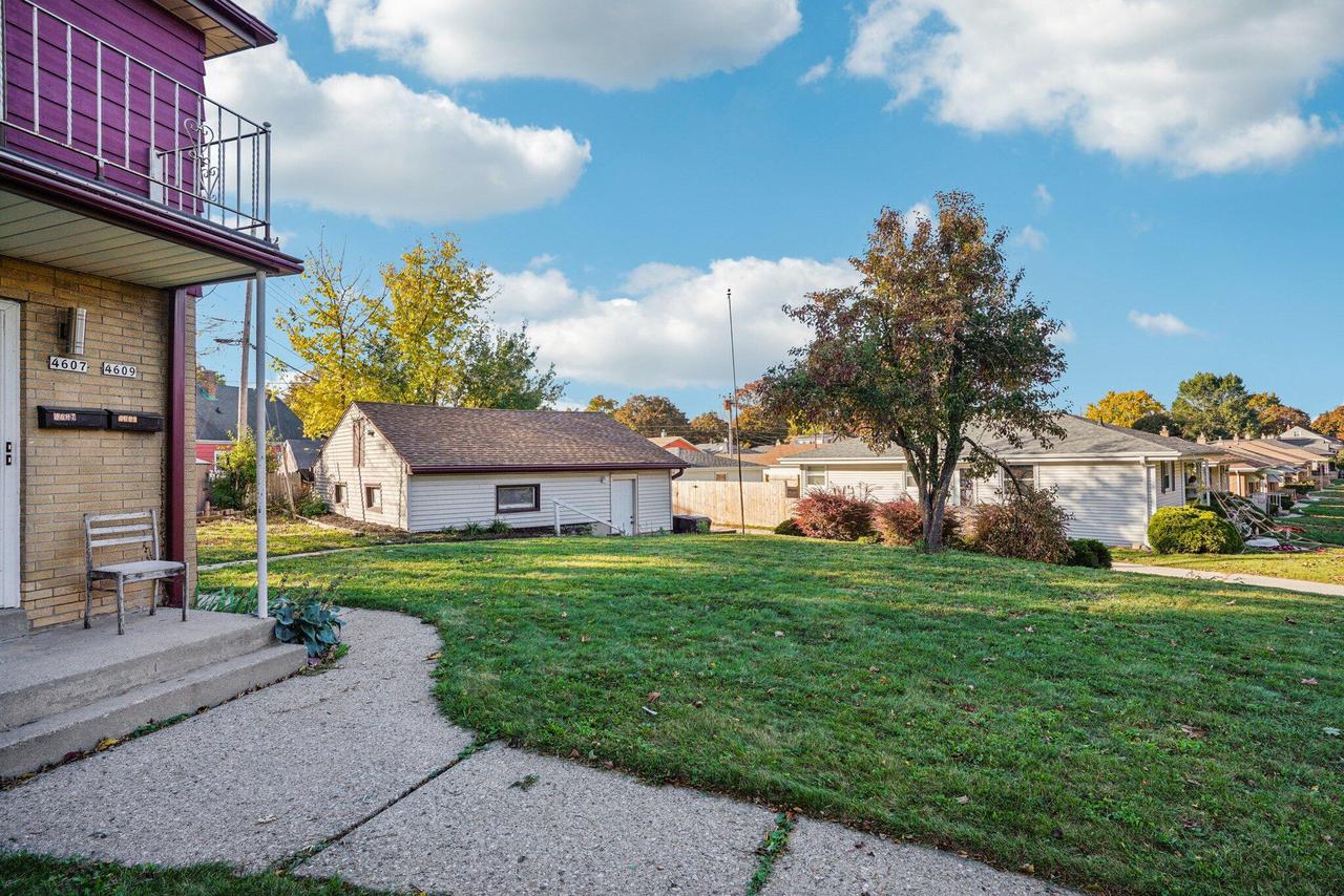 4607 North 79th STREET 4609