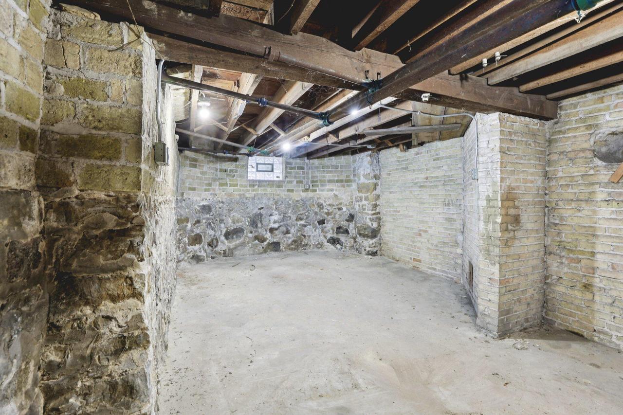 216 East Madison STREET