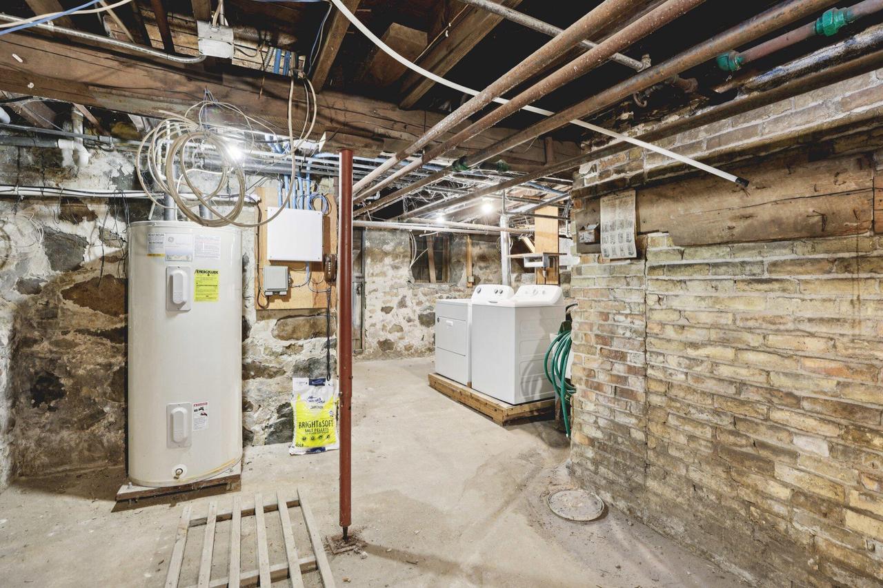 216 East Madison STREET