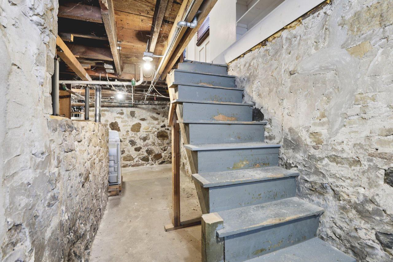 216 East Madison STREET