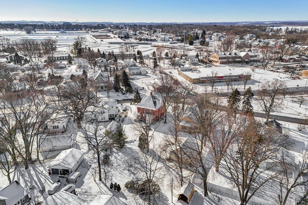 216 East Madison STREET