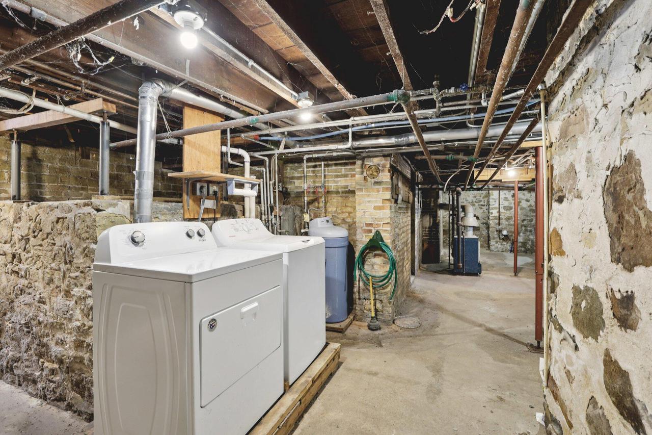 216 East Madison STREET