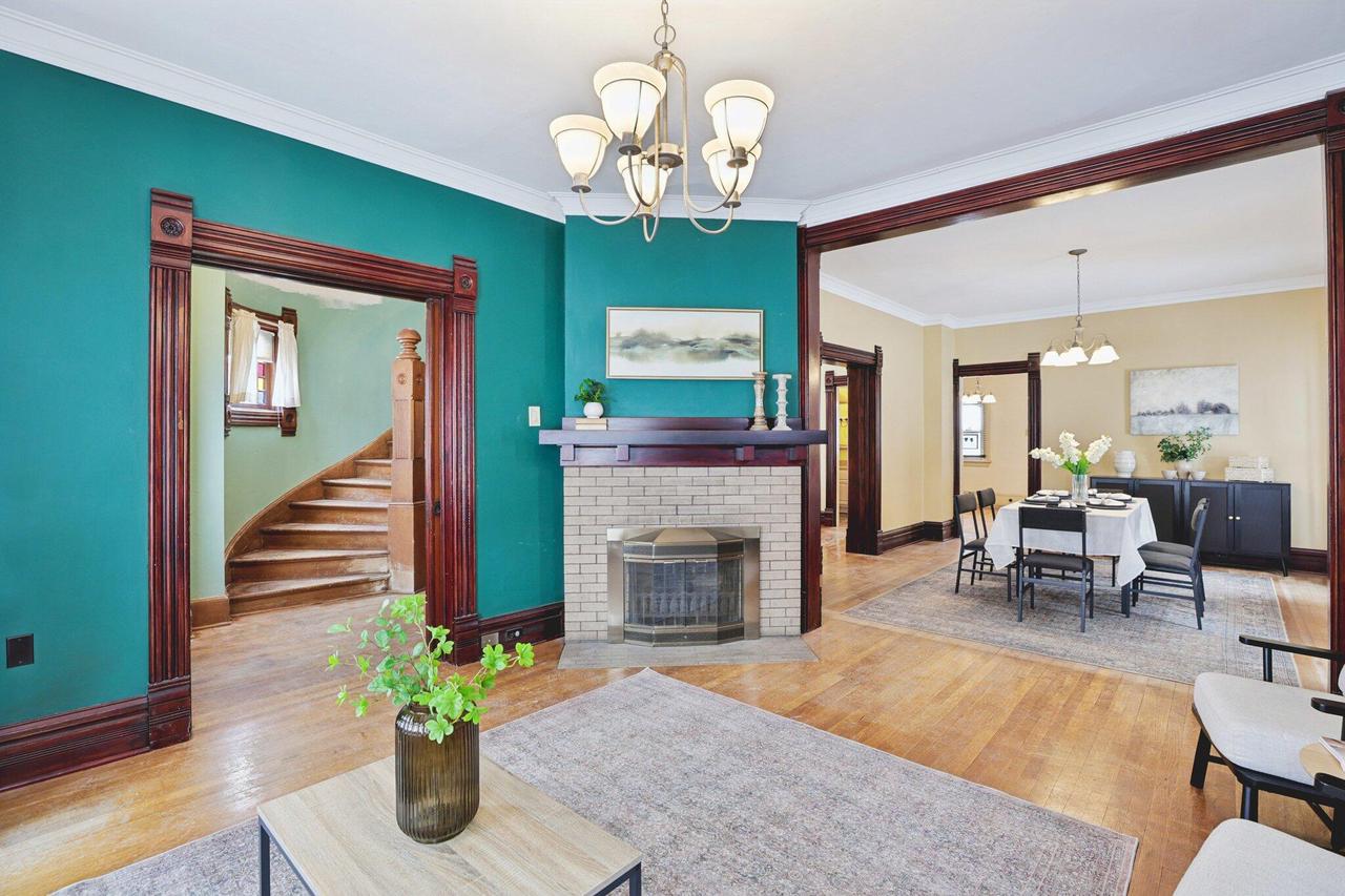 216 East Madison STREET