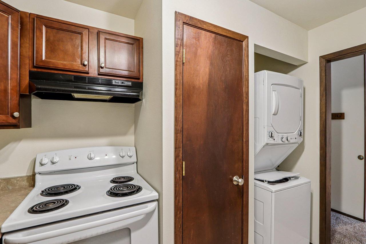 5200 South Tuckaway BOULEVARD 107A