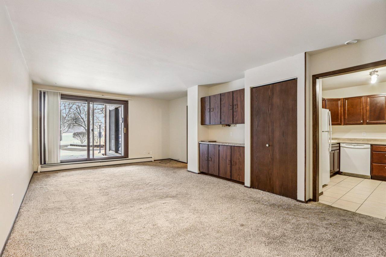 5200 South Tuckaway BOULEVARD 107A