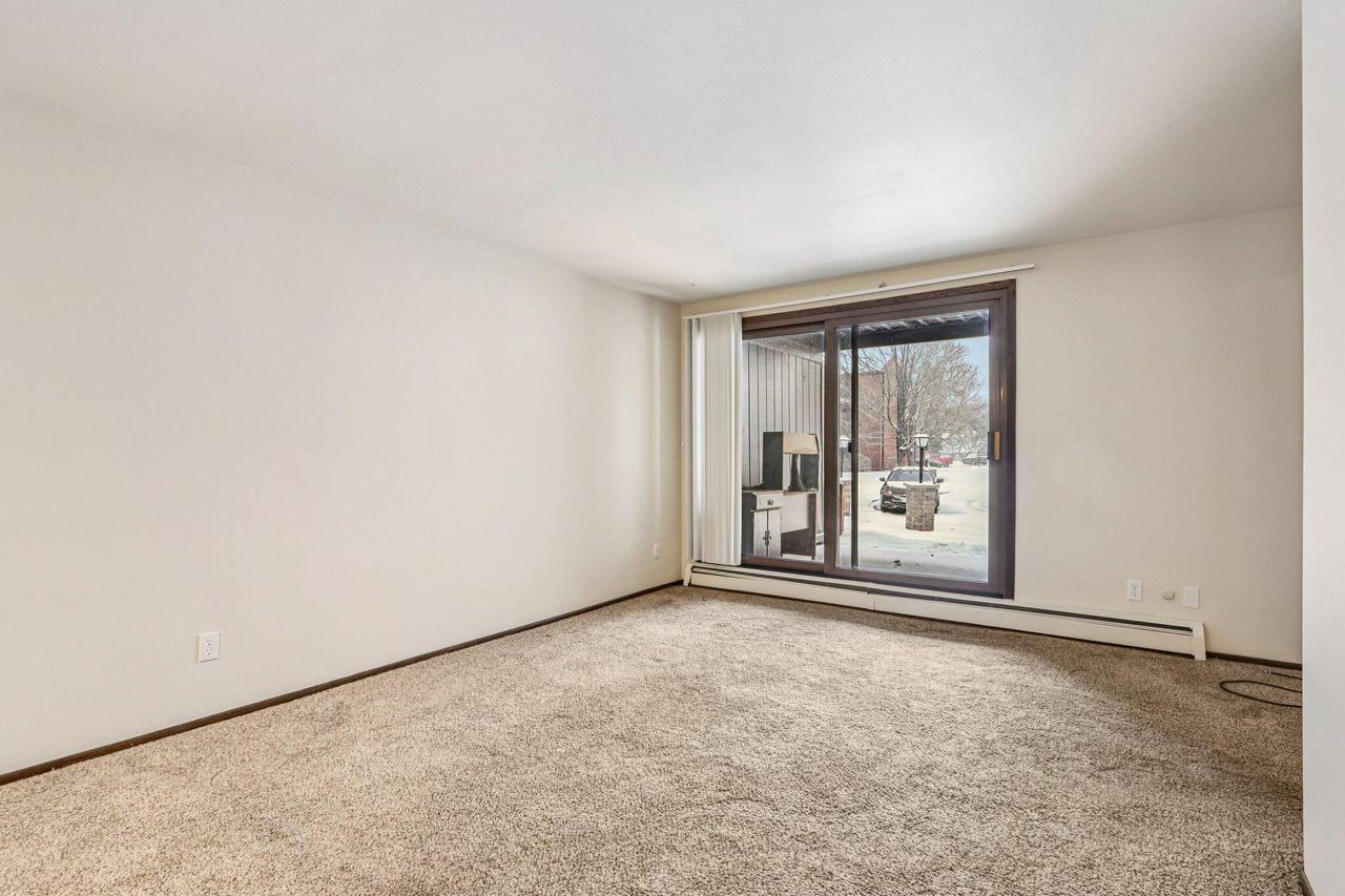 5200 South Tuckaway BOULEVARD 107A