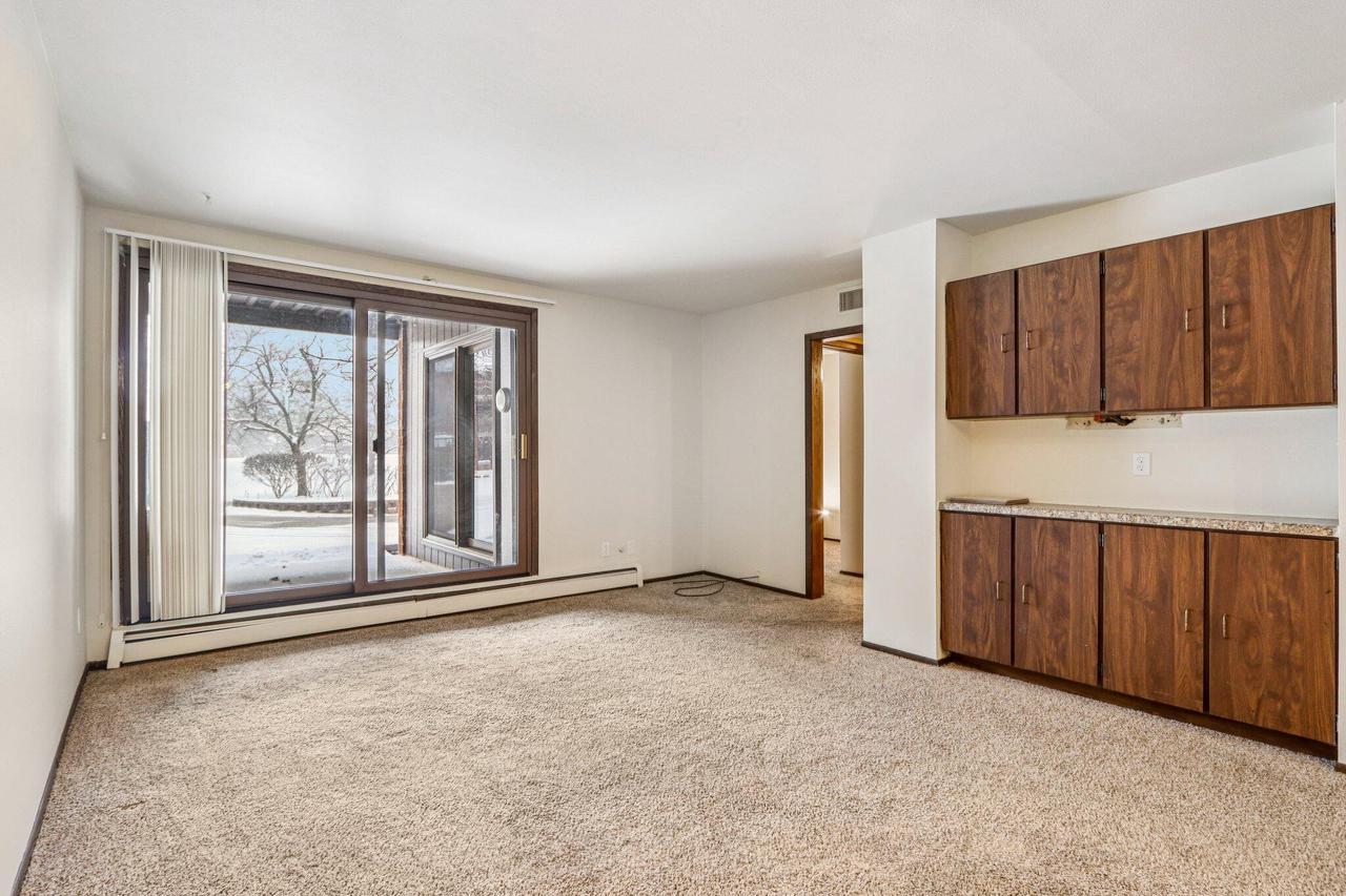 5200 South Tuckaway BOULEVARD 107A