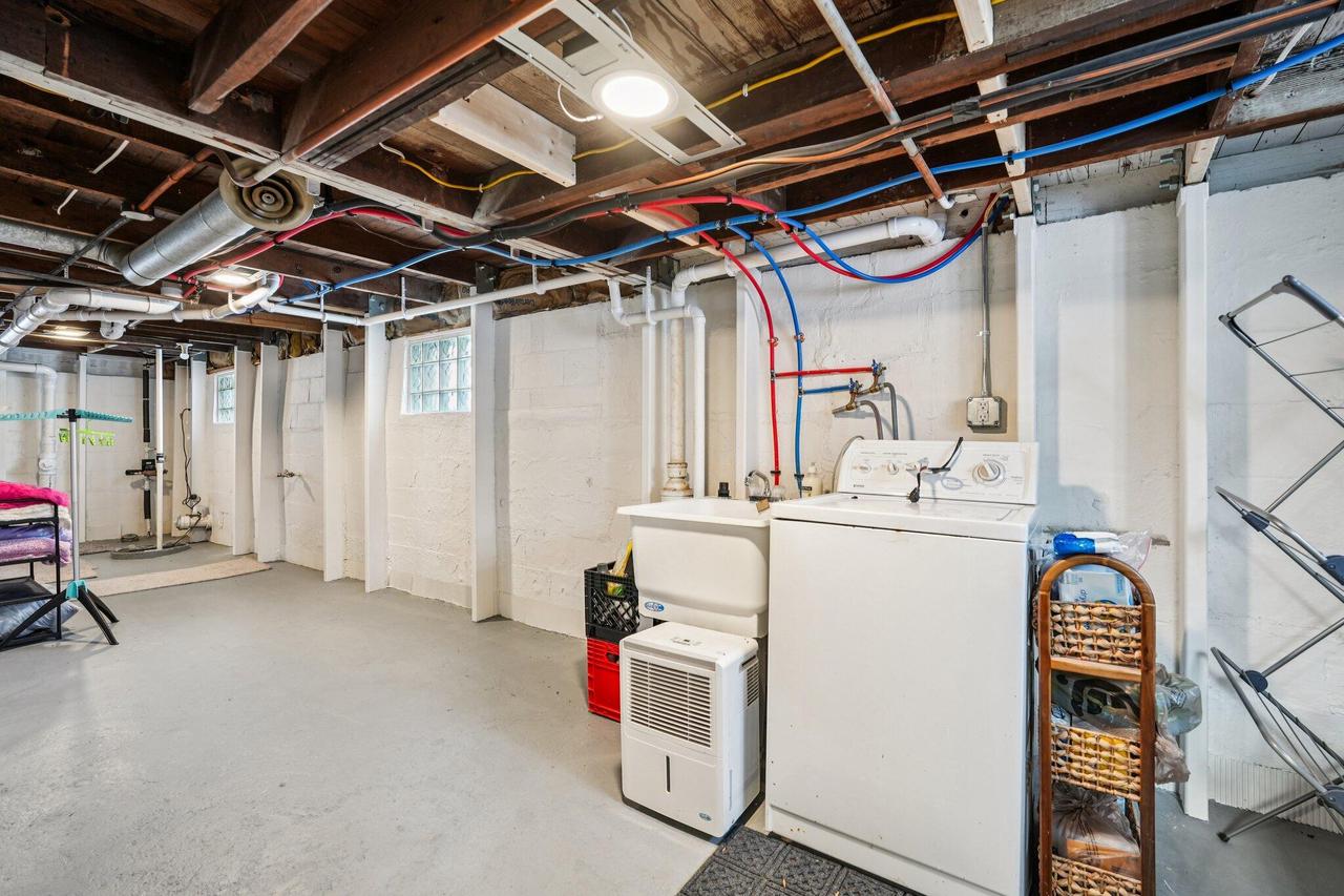 4928 North 107th STREET