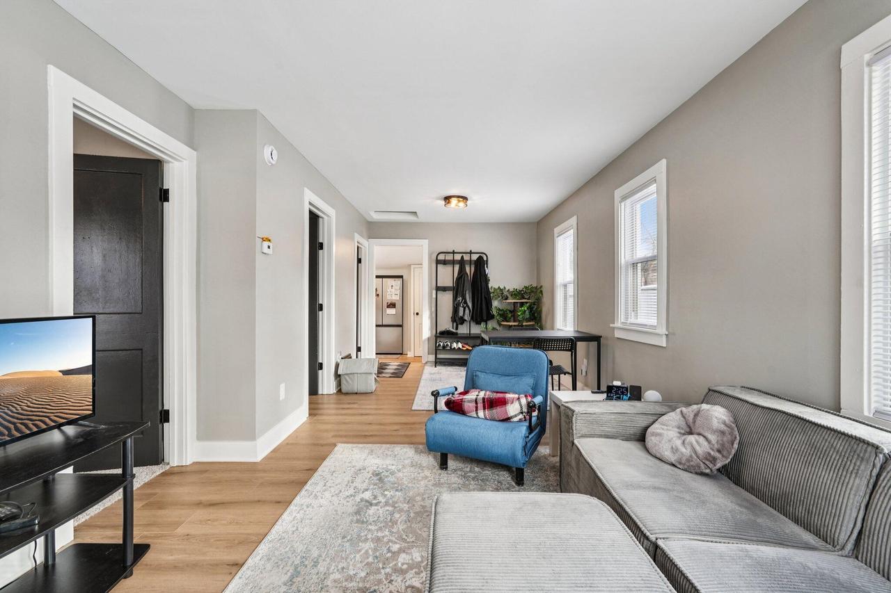 4928 North 107th STREET