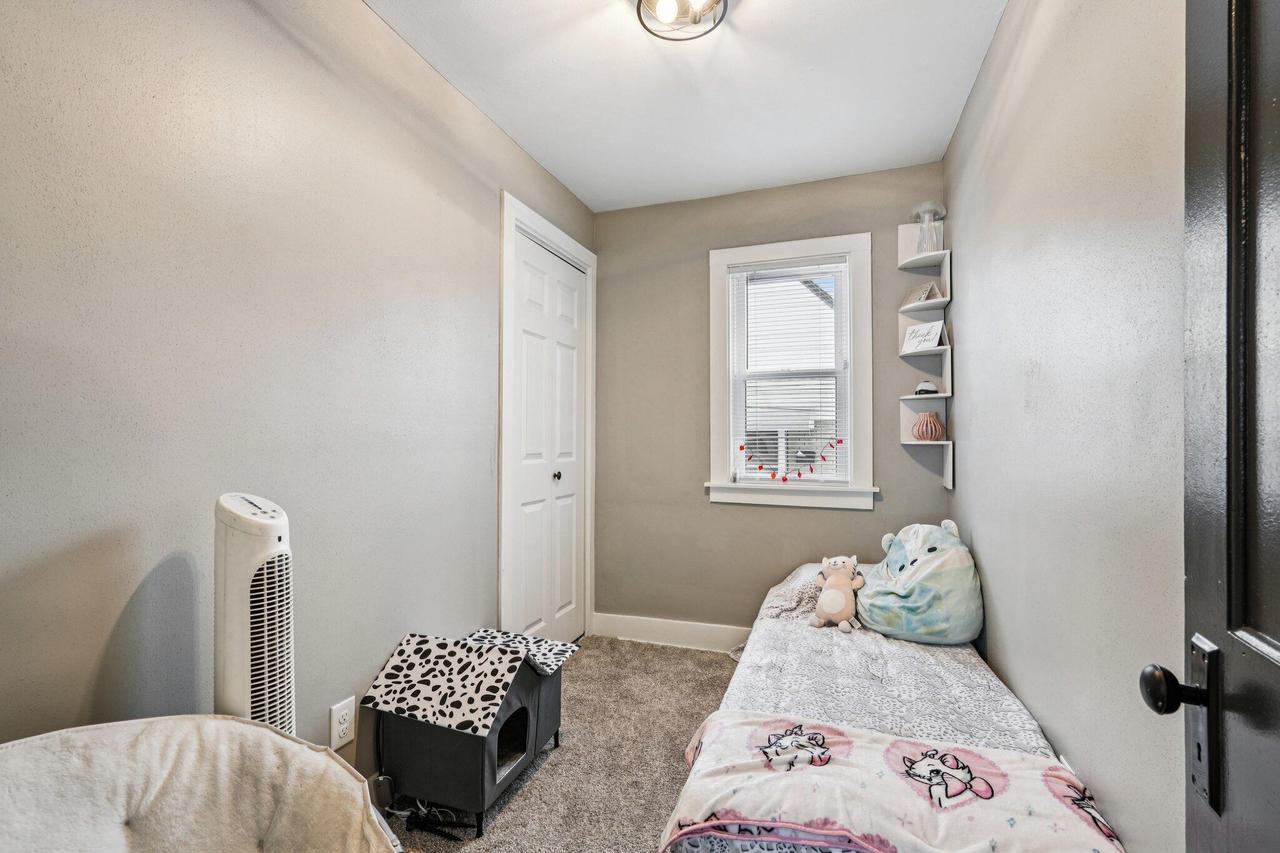 4928 North 107th STREET