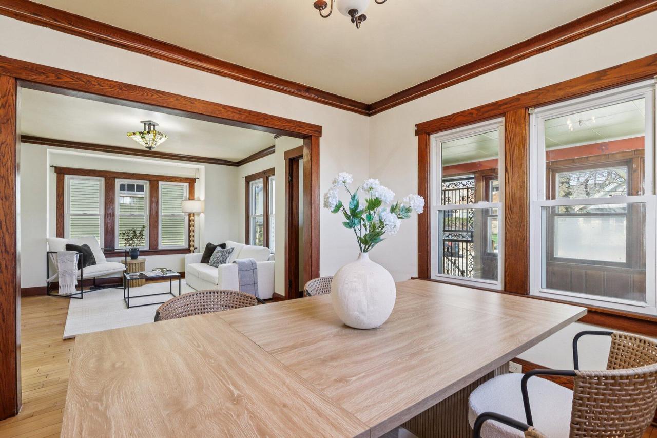 817 East Otjen STREET